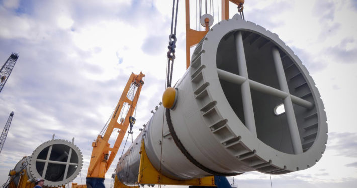 Heavy Crane